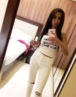 Turkish escort in Beirut (19 years old, works 24 7)