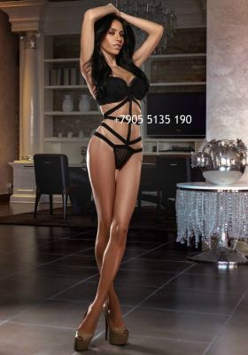 Escort profile of Gia with pics and reviews