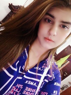 Black woman in Beirut Chantal is a chocolate baby for sex