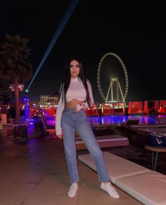 Beirut massage service offered by hooker Titania