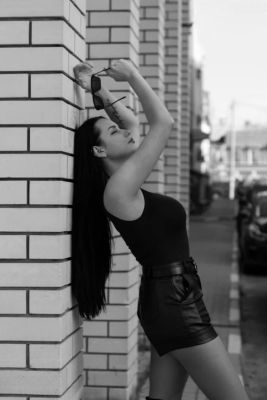 Escort top model girl Shantel (weight 80 kg, height 180 cm)