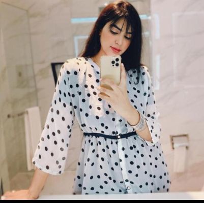 Play with sub escort Linda in Beirut