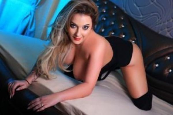Evr, Beirut busty escort with big tits on sexobeirut.com