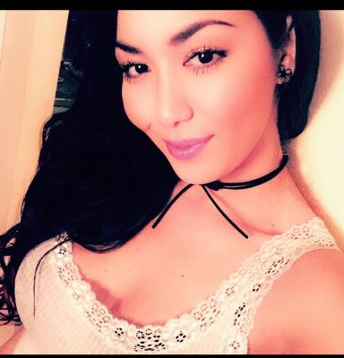 Mega busty escort in Beirut (66 kg; 170 cm)