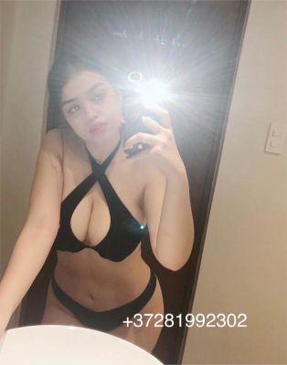 Escort babe Nadette in Beirut