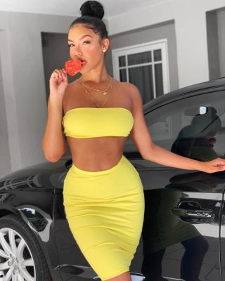 The sexiest among busty Beirut escorts - Lara, 27 y.o.