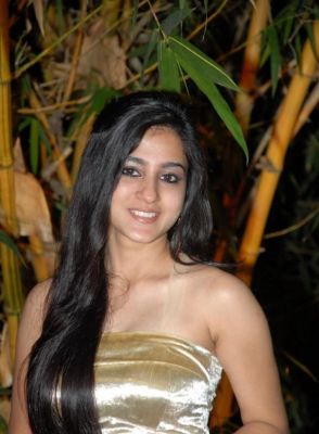 Exclusive escort in Beirut: Yolanda - sex services from LBP 200/hr