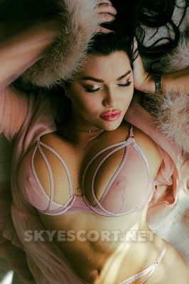 Slut service girl  from Suri (lebanon, +961385960661)