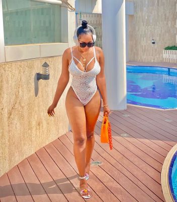 English prostitutes in Beirut available for LBP 200 round the clock