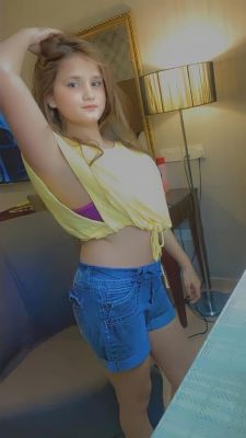 call girl Tina, from Beirut