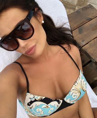 Robin, 27 y.o., call girl rate LBP 400/hr