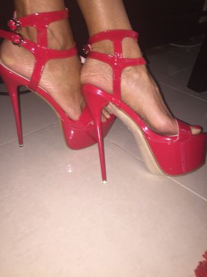 Female escort in lebanon sucks for LBP 250