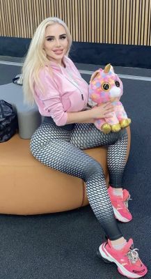 Tania is a model for sex and massage in Beirut