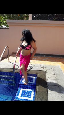 Female escort service from charming Genevieve in Beirut