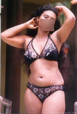 Local escort Hanna in Beirut