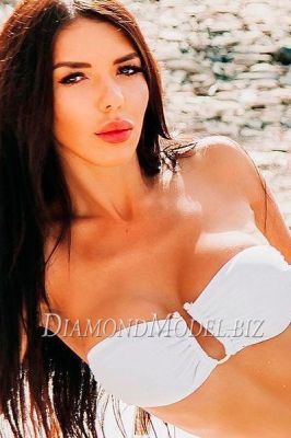 Asian prostitute on sexbeirut.club with sexy photos