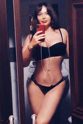 Enjoy sex massage in Beirut from Yasmine