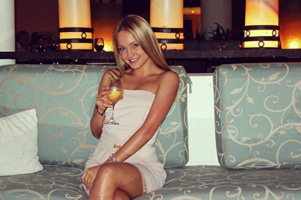 Thai massage in Beirut from prostitute Rhonda