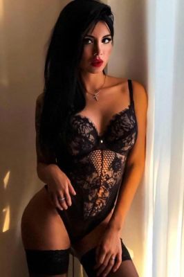 Book your lesbian date, tel. +961763760046