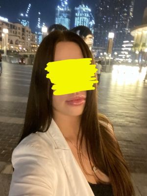 Book online escort girl Elsa in lebanon