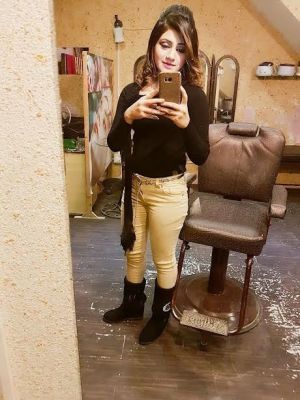 Top class woman will meet a generous man for LBP 250