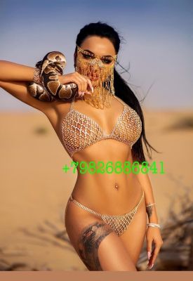 Book an escort as your female companion in Beirut 