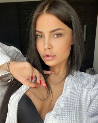 Brady - 21 year-old milf escort in lebanon