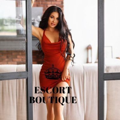 Beautiful escort elite girl Nieves will be your perfect company in lebanon