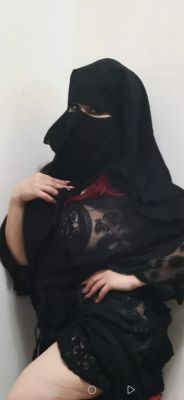 Beirut happy massage from hot Ella (32 y.o.)