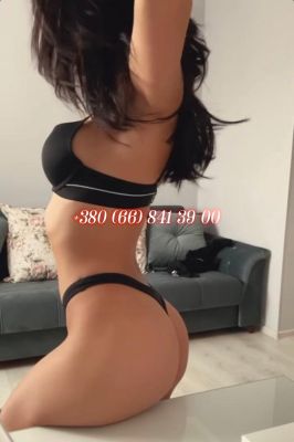 Indian escort Jessie wants to meet tonight