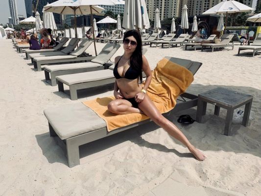 Beirut happy massage from hot Jane (24 y.o.)