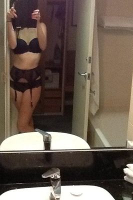 Elite rest with Beirut high class escort (age: 22, weight: 44, height: 153 cm)