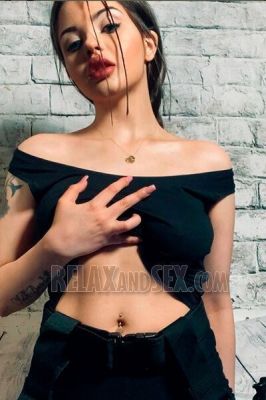 Beirut prostitute Adora will see you for LBP 500/hr