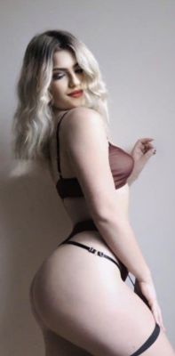 Professional adult service from Carmen, 161 cm, 54 kg