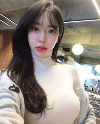 Enjoy the company of a perfect Beirut escort Miriam