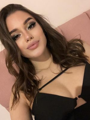 Book online escort girl Shirley in lebanon