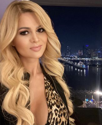 Enjoy sex massage in Beirut from Desiree