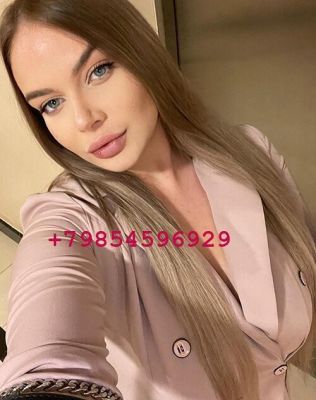 Escort profile of Delia with pics and reviews