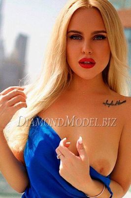 Black woman in Beirut Miranda is a chocolate baby for sex