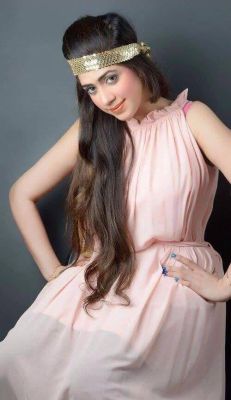 Invite lebanon outcall escort Charlie to your flat or hotel room