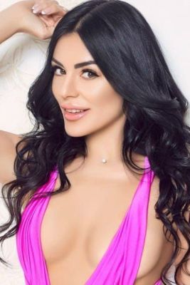 Beirut mature escort Ella (age: 32, weight: 77)