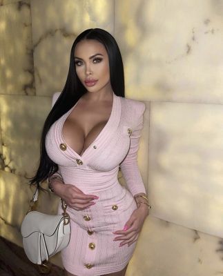 Elite escort service in Beirut from sexy Sloan