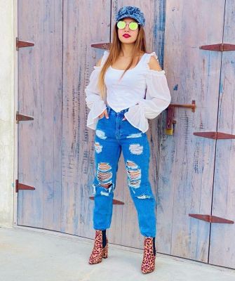 Independent asian escort in Beirut: Janelle available 24 7