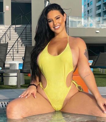 Elite escort in Beirut: Morgan for VIP service