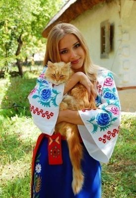 call girl Molly, from Beirut