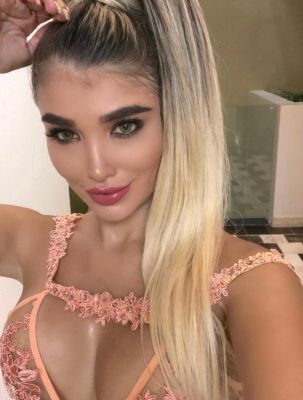 Pornstar escort in Beirut available on sexobeirut.com for kinky gentleman