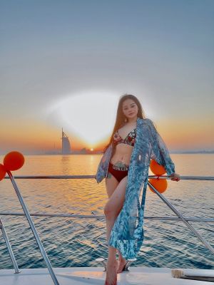 Sexy Beirut girl Autumn is ready for sex