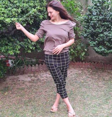 Romani girl (51 kg; 158 cm) wants sex