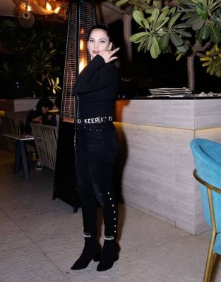 Beirut fetish escort Blanche for golden shower, sex with toys