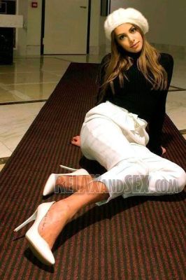 June, photo sexobeirut.com